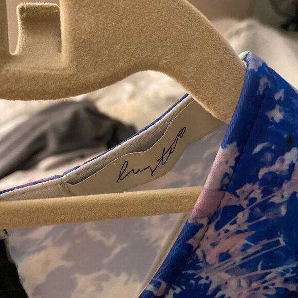 Women’s printed Crop top - Picture 2 of 2